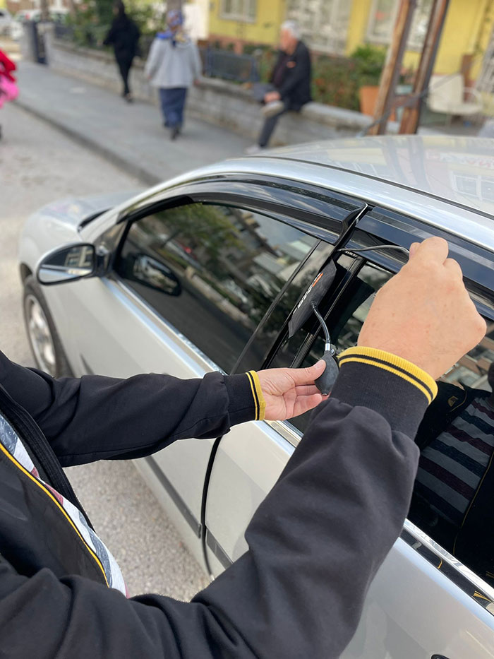 Altınyayla Oto Kilitçisi